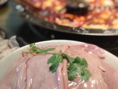 -渝嘴小老弟老火锅(华新村店)