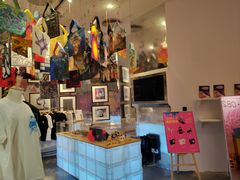 -chi K11艺术空间展览厅