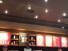 -星巴克臻选(成都来福士店)