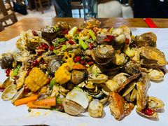 -东来菜馆•手抓海鲜家常菜•海鲜锅贴(鸽子窝店)