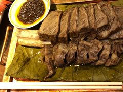 碳烤牛肋骨-那家小馆