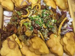 东镇烤三味-老东镇啤酒屋海鲜加工·蒸汽海鲜·海鲜烧烤(台东店)