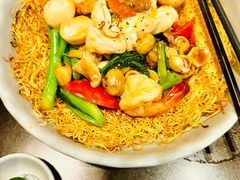 -大头虾越式风味餐厅(光明广场店)