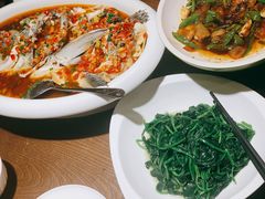 老坛剁椒鱼头-洞庭渔人(沙湾店)