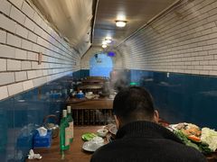 大堂-洞庭洲·防空洞火锅·烧烤·铜锅涮肉(新百广场店)