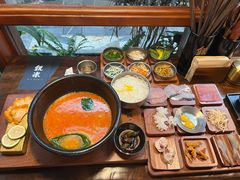 -银米·云南传统过桥米线(双廊黑金冠店)