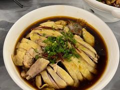 酱油鸡-蔼若春.传承三十年云南菜(金碧公园店)