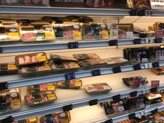 -盒马鲜生(丁香国际店)