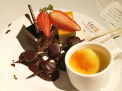 -领鲜活海鲜榴莲自助火锅(东门店)