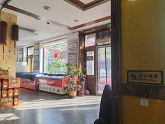 -凤百年大骨鸡饭庄