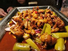 馋嘴牛蛙-70后饭吧(府河街店)