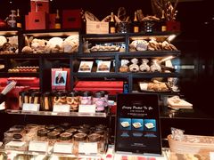-Salon de The de Joel Robuchon(外滩18号店)
