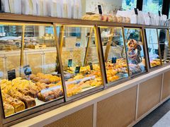 -Dough&Joe团憩(瑞虹天地月亮湾店)