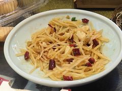 -川流不息·地道川菜·小龙虾(松东路店)