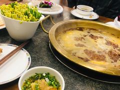 -小天鹅火锅·一线江景洪鼎旗舰店(洪崖洞店)
