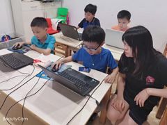 -爱乐梵国际儿童教育中心(古美店)