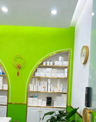 -苗医生专业祛痘·皮肤管理