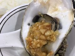 碳烤生蚝-鹏城人家海鲜酒家·23年老字号(较场尾店)