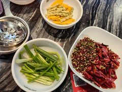 -老船舫·现做活鲜鱼馆(东郊记忆店)