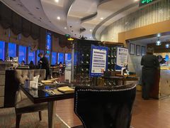 -怡豪大饭店·银顶旋转餐厅