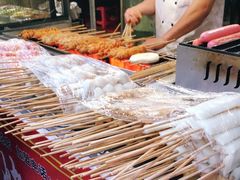 -小魏哥果仁烤面筋