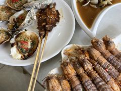 -覃记海鲜美食餐厅