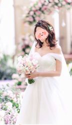 -满庭芳婚纱礼服店