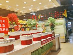 -新艺自助美食城(中山路店)