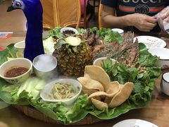 -沐毫傣泐云南菜孔雀宴•手抓饭傣味烧烤(曼听公园店)