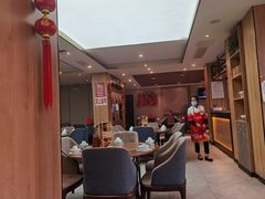 大堂-有红鸡毛店·川菜(建设路店)