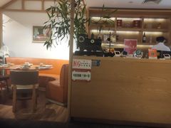 -渝信川菜 · 川味家常菜(财富购物中心店)