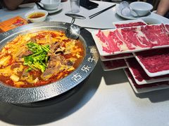 -老王全牛宴·鲜牛肉牛杂火锅(总店)