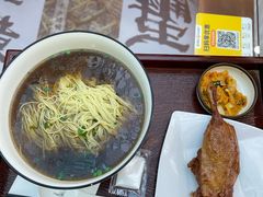 -百年老字号·观振兴蟹黄面·三虾面·苏式面(观前街富仁坊巷店)