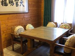-乌托邦轰趴日租聚会别墅(先生的院子店)
