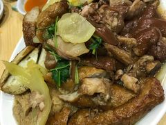-猪脚洪隆江猪脚饭
