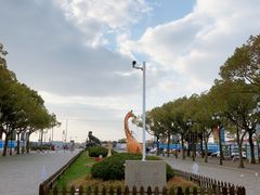 -野生动物园-停车场