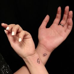 -木子·纹身店TATTOO穿孔·洗纹身