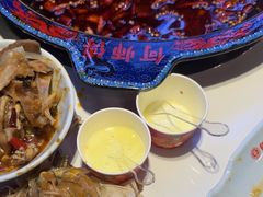 -何师傅美蛙鱼头(汉街店)