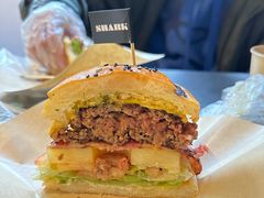 夏威夷牛肉汉堡-shark burger·鲨鱼汉堡(交子大道店)