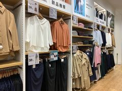 -优衣库(郑州丹尼斯大卫城店)