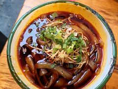 -拈签一笑黄牛肉辣卤串串