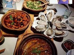 -蚝堡海鲜·威海菜·海肠捞饭·烧烤·亚洲吃蚝公司(幸福门店)