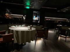 -左庭右院鲜牛肉火锅黑金店(陆家嘴中心店)