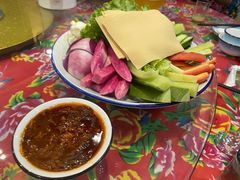 -闯关东东北农家菜(崂山石老人店)