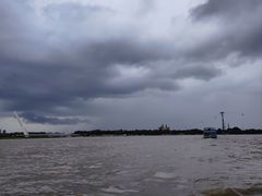 -人民防洪胜利纪念塔