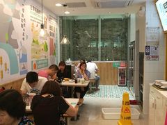 大堂-华辉拉肠(同福店)