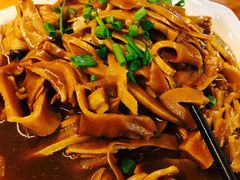 -云河农家乐饭店(福禄缘树山店)