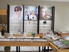 -无界眼镜MaxLess(滨江星光大道店)