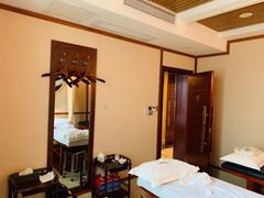 -颐而康按摩(八一桥总店)