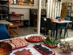 -毛辣果·贵州红酸汤牛肉火锅(西单店)
